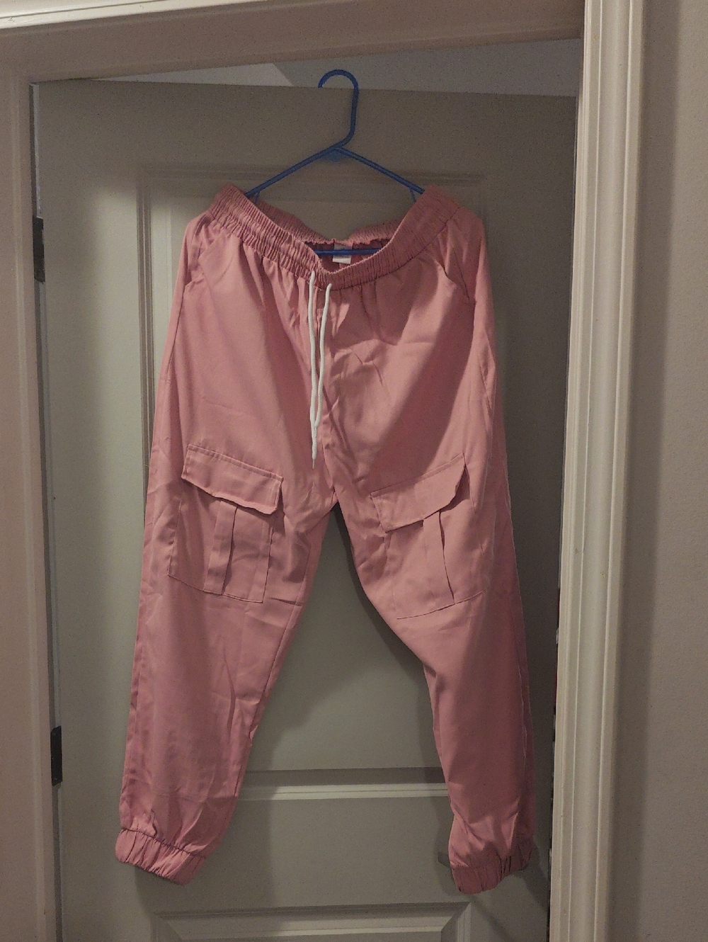 Women's Cargo Jogger Pants - Pink